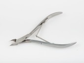 Кусачки маник., Zinger, для кожи средние с 2 пружинами, 2spr, матовые, ручная заточка Кусачки маник., Zinger, для кожи средние с 2 пружинами, 2spr, матовые, ручная заточка