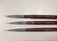 Кисть для дизайна ногтей Soline Charms, тонкая коричневая ручка, 9 мм Кисть для дизайна ногтей Soline Charms, тонкая коричневая ручка, 9 мм